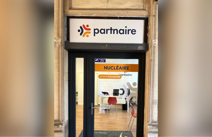 Image d'un panneau enseigne