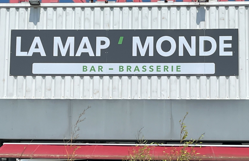 Image d'un panneau enseigne