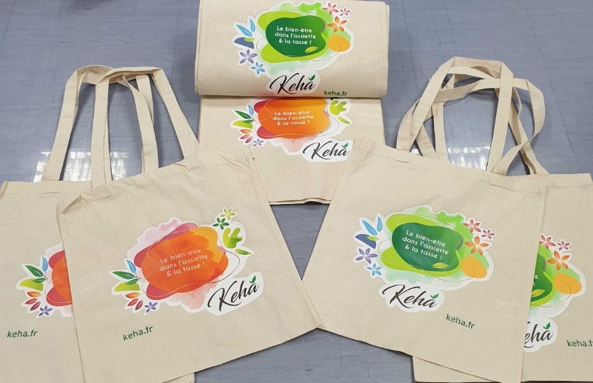 Photo de sacs tissus avec flocage personnalisé